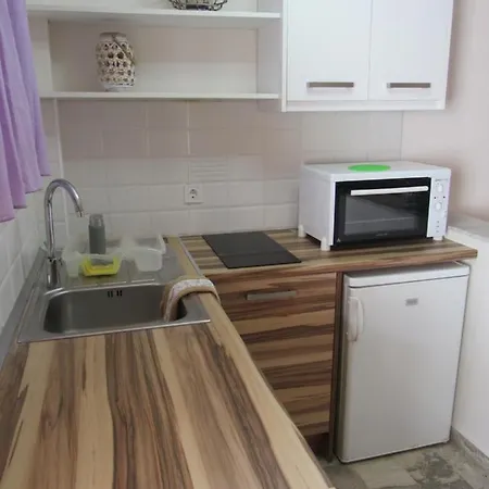 Biscoutsis & Aparthotel Kávos